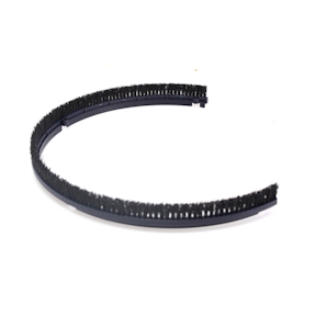 LHS225 BRUSH COVER STRIP REAR